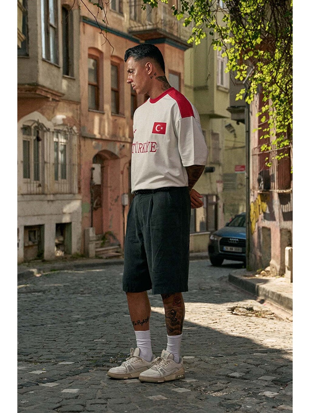 Lila Erkek Oversize Nakışlı Ülke Temalı Forma T-Shirt Ekru/Kırmızı-5