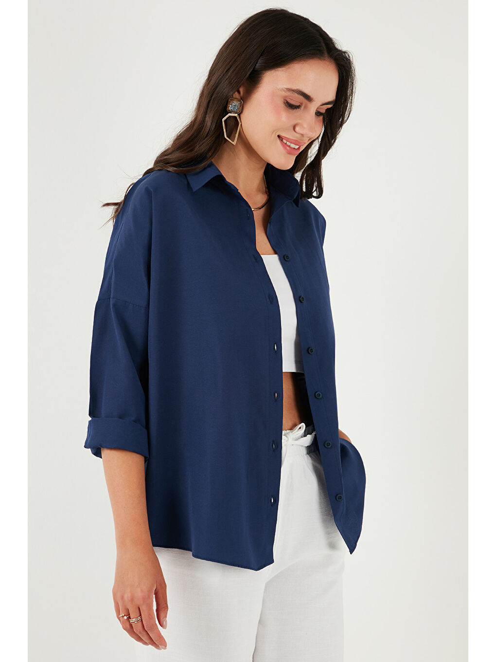 Lacivert Pamuk Karışımlı Regular Fit Kadın Gömlek 6772418-2