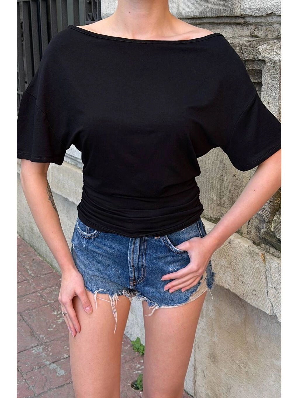 Kadın Siyah Asimetrik Bluz 412-1