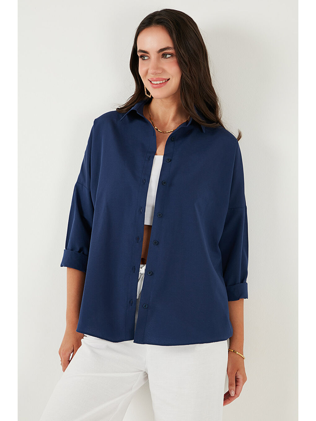 Lacivert Pamuk Karışımlı Regular Fit Kadın Gömlek 6772418-4