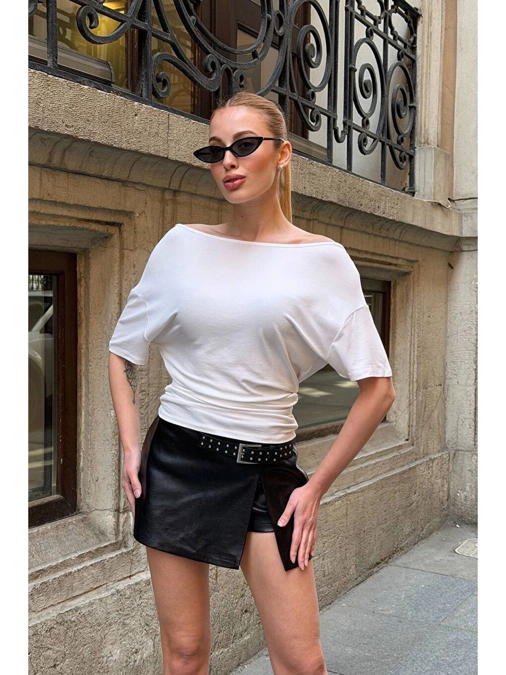 Kadın Beyaz Asimetrik Bluz 412-6