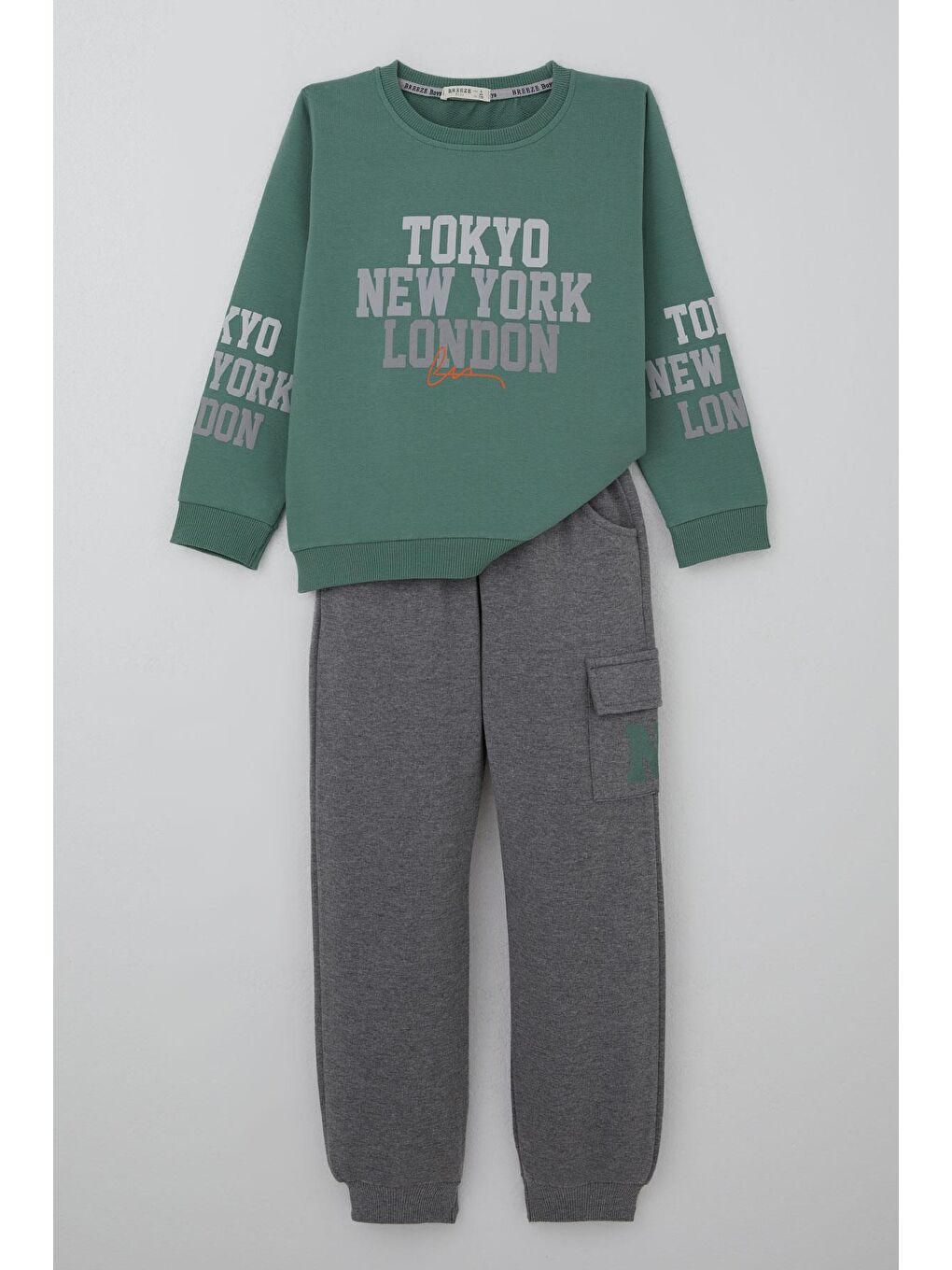 Erkek Çocuk Eşofman Takımı Şehir Konseptli Pantolonu Yan Cep Detaylı Mint Yeşili (4-9 Yaş)