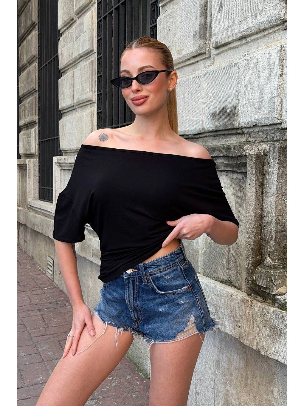 Kadın Siyah Asimetrik Bluz 412-3