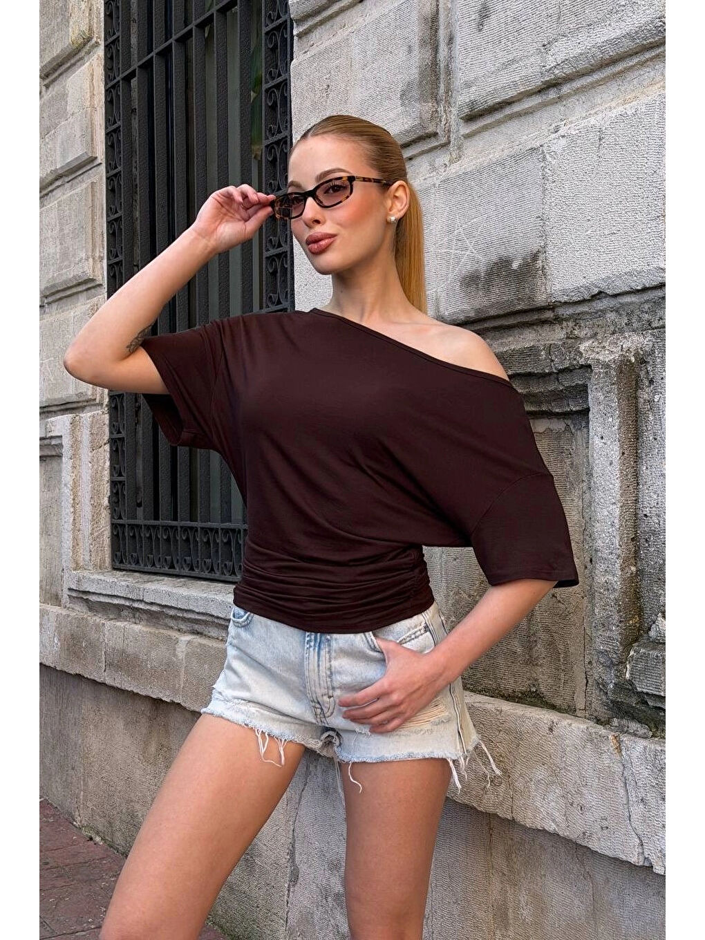 Kahverengi Kadın Kahve Asimetrik Bluz 412-7