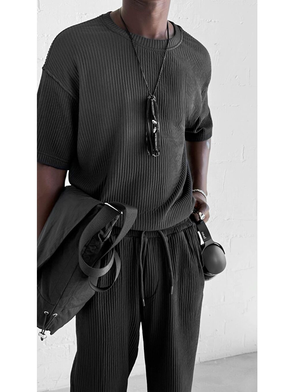 Erkek Fitilli Yıkamalı Renk Geçişli Oversize T-Shirt Siyah Beyaz-2