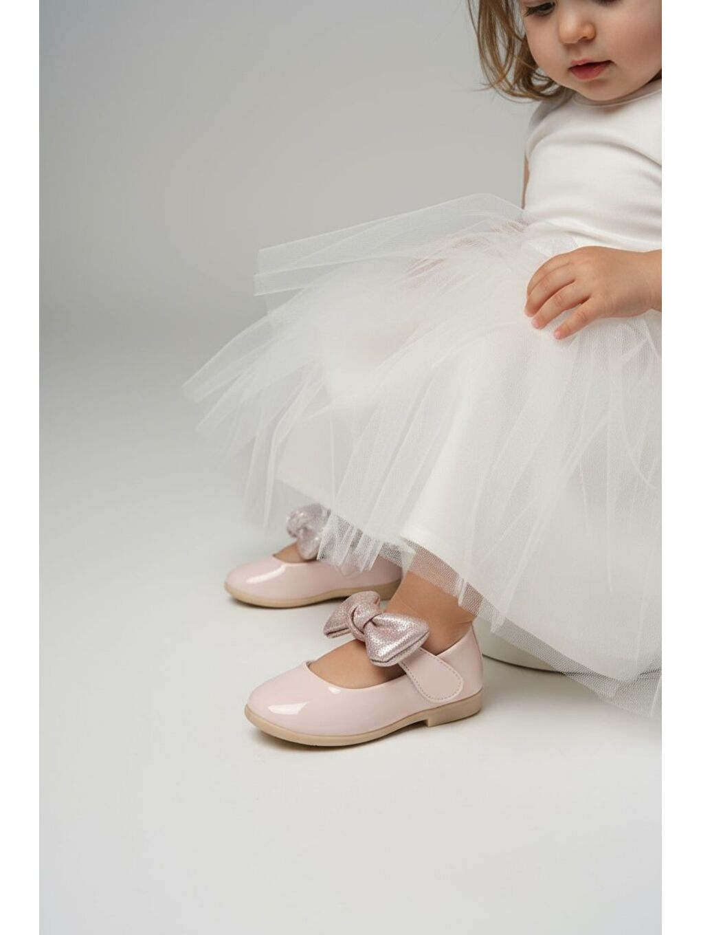 Pembe Kız Çocuk Cırt Cırtlı Kurdele Detaylı Babet