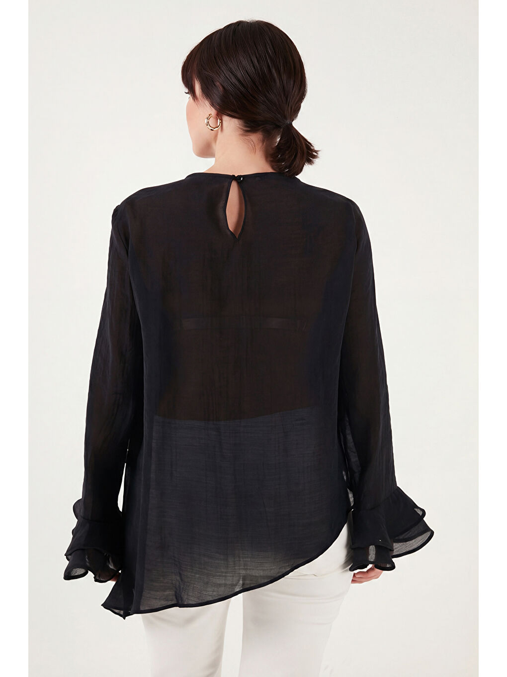 Siyah Fırfırlı Relaxed Fit Uzun Kollu Yuvarlak Bluz 6835049-6