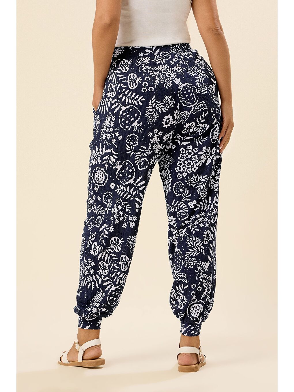 Lacivert Büyük Beden Havuç Kesim Baskılı Cepli Pantolon 3042569-5