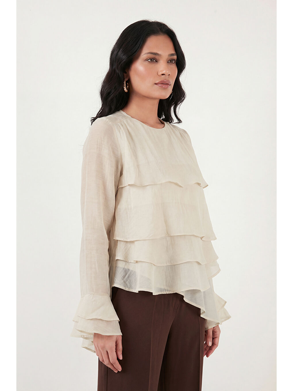 Bej Fırfırlı Relaxed Fit Uzun Kollu Yuvarlak Bluz 6835049-5