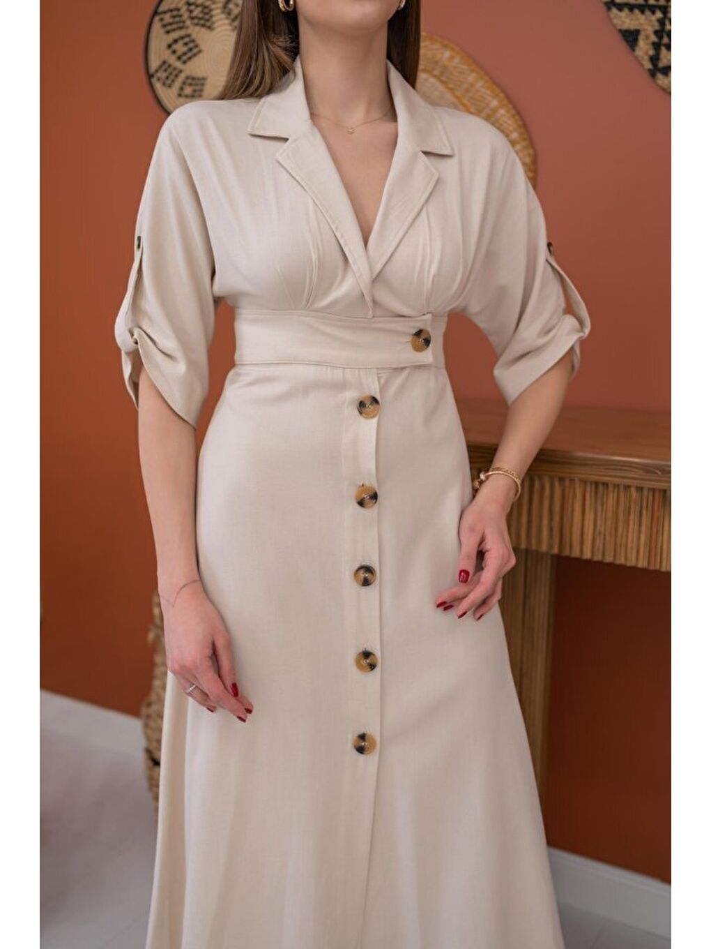 Bej Düğmeli Keten Elbise-3