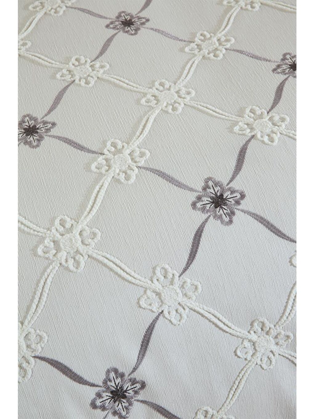 Karışık Kanola Nakışlı Şönil 2 Parça Tek Kişilik Yatak Örtüsü-1