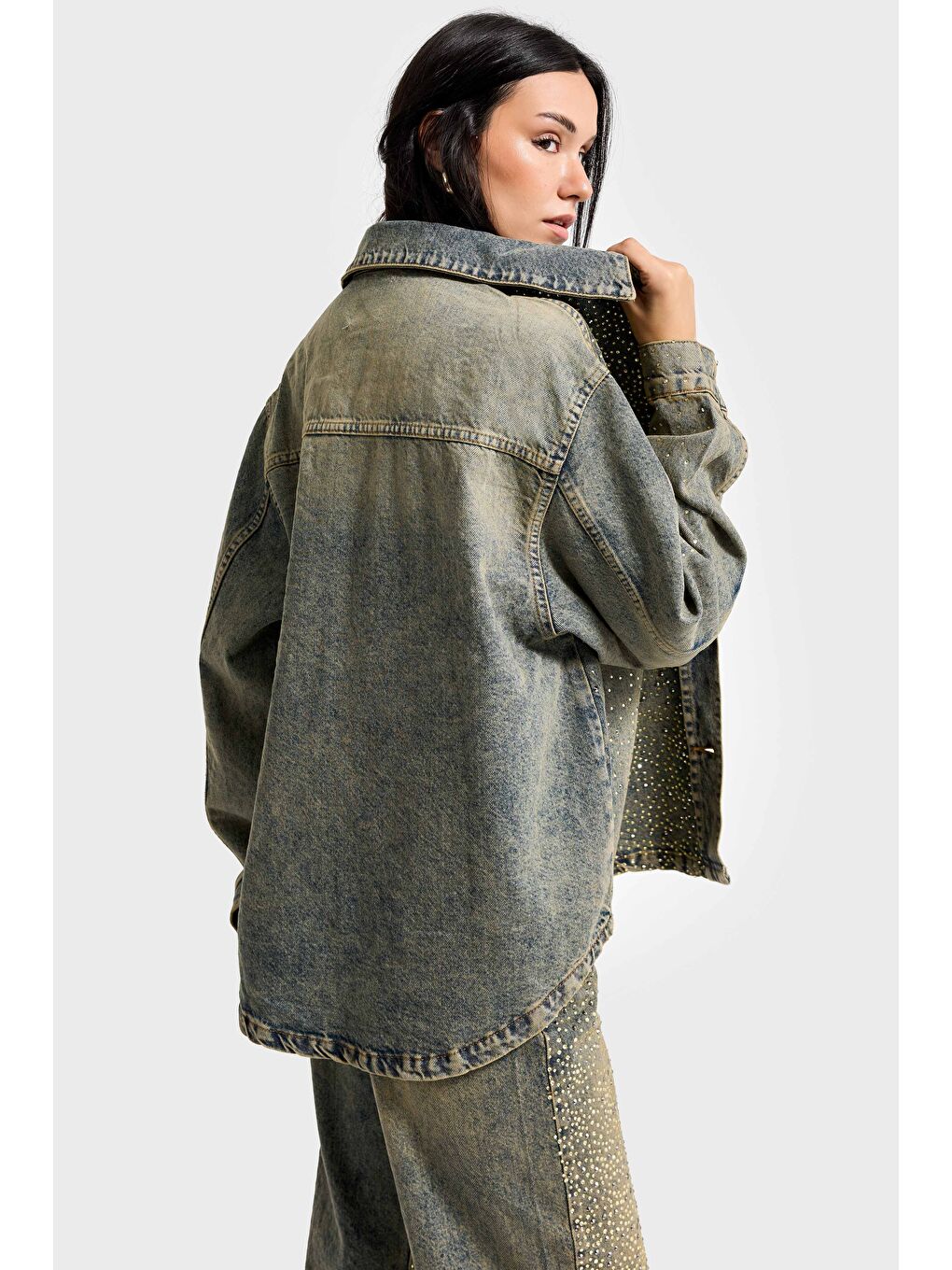 Mavi Kadın T.Kot Rengi T-4w5-11 Oversize Parlak Taşlı Özel Tasarım Denim Ceket Gömlek-4