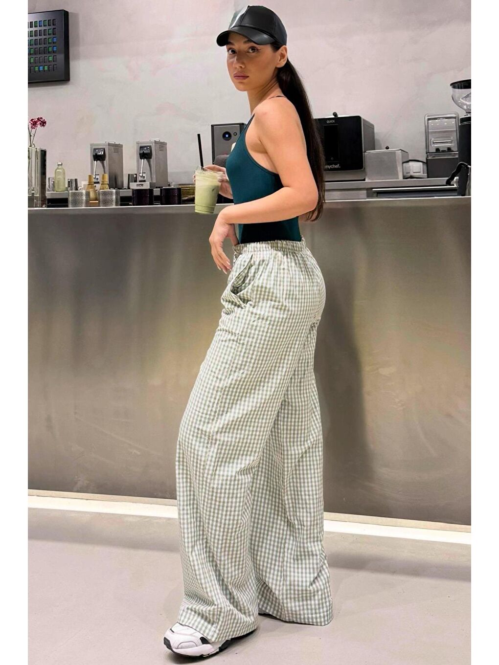 Açık Yeşil Pötikareli Bol Paça Kadın Pantolon Mg2335-1