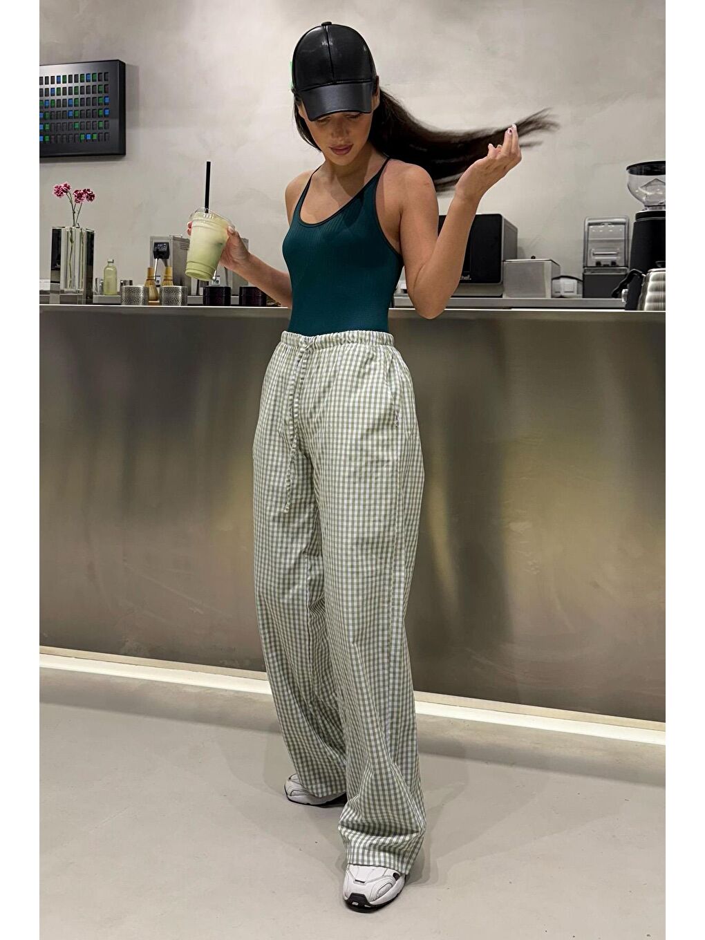 Açık Yeşil Pötikareli Bol Paça Kadın Pantolon Mg2335-3