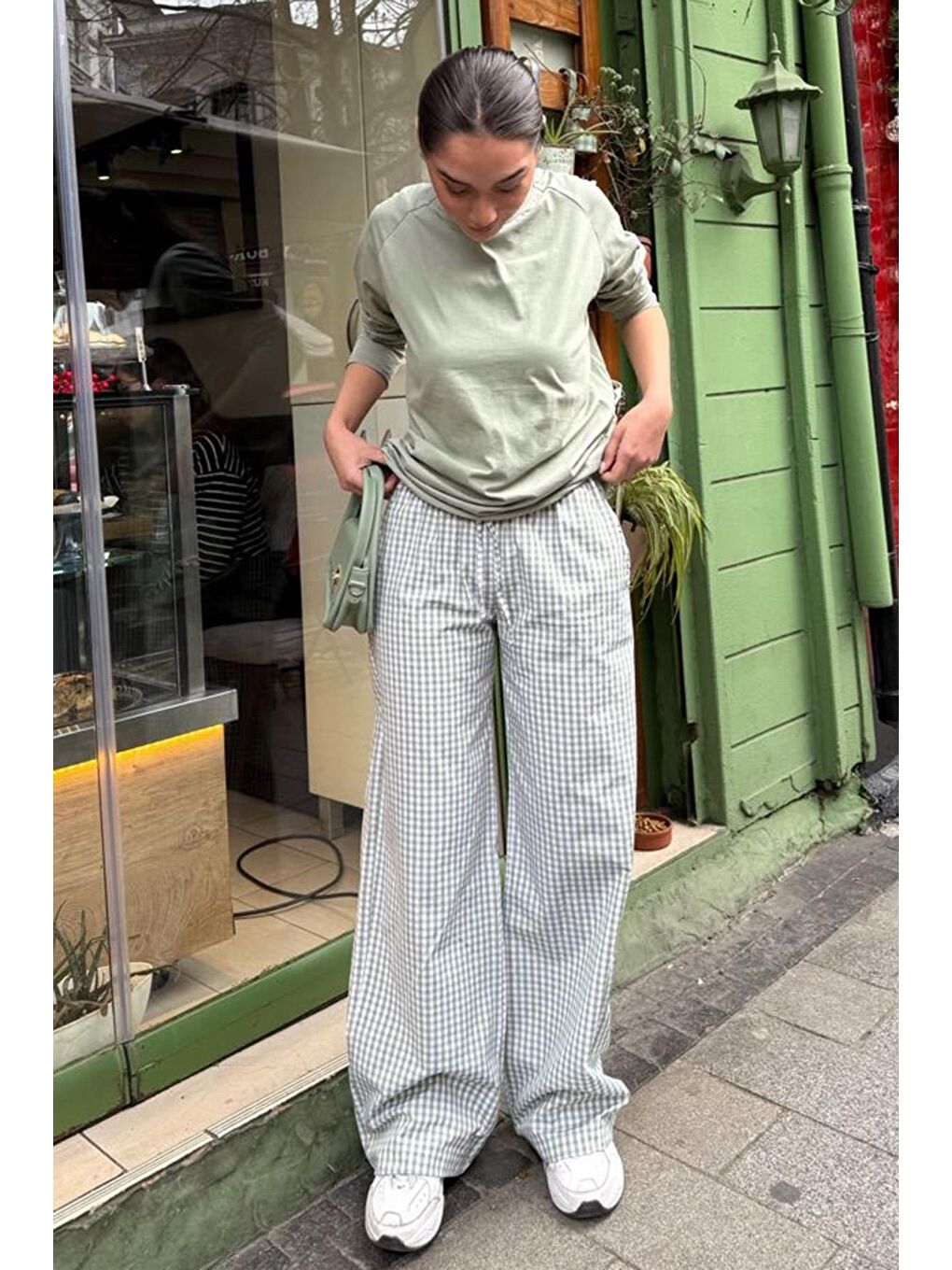 Açık Yeşil Pötikareli Bol Paça Kadın Pantolon Mg2335-5