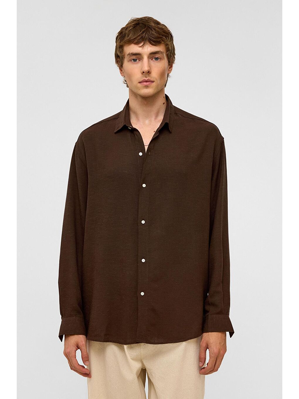 Kahverengi Oversize Uzun Kollu Keten Gömlek Kahve-2