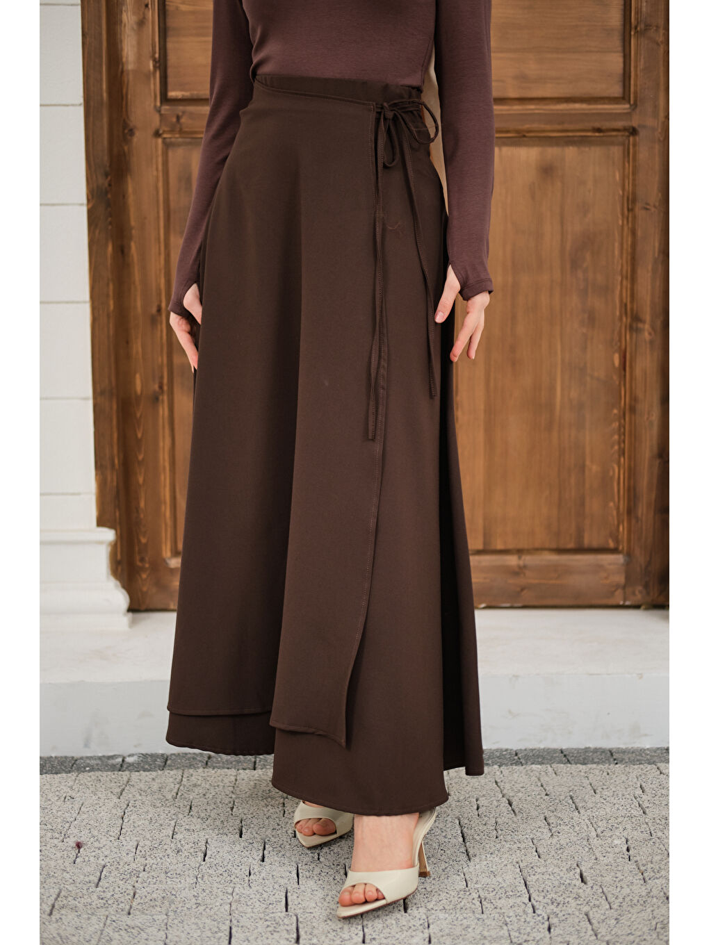 Kadın Yırtmaç Detay Kurdeleli Etek Kahverengi-2