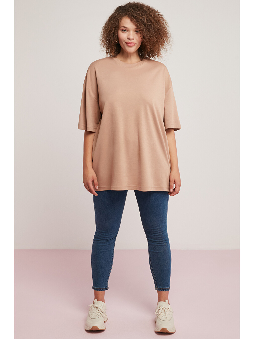 Vivian Kadın %100 Organik Pamuklu Oversize Fit Bisiklet Yaka Basic Kahverengi Büyük Beden T-shirt-1