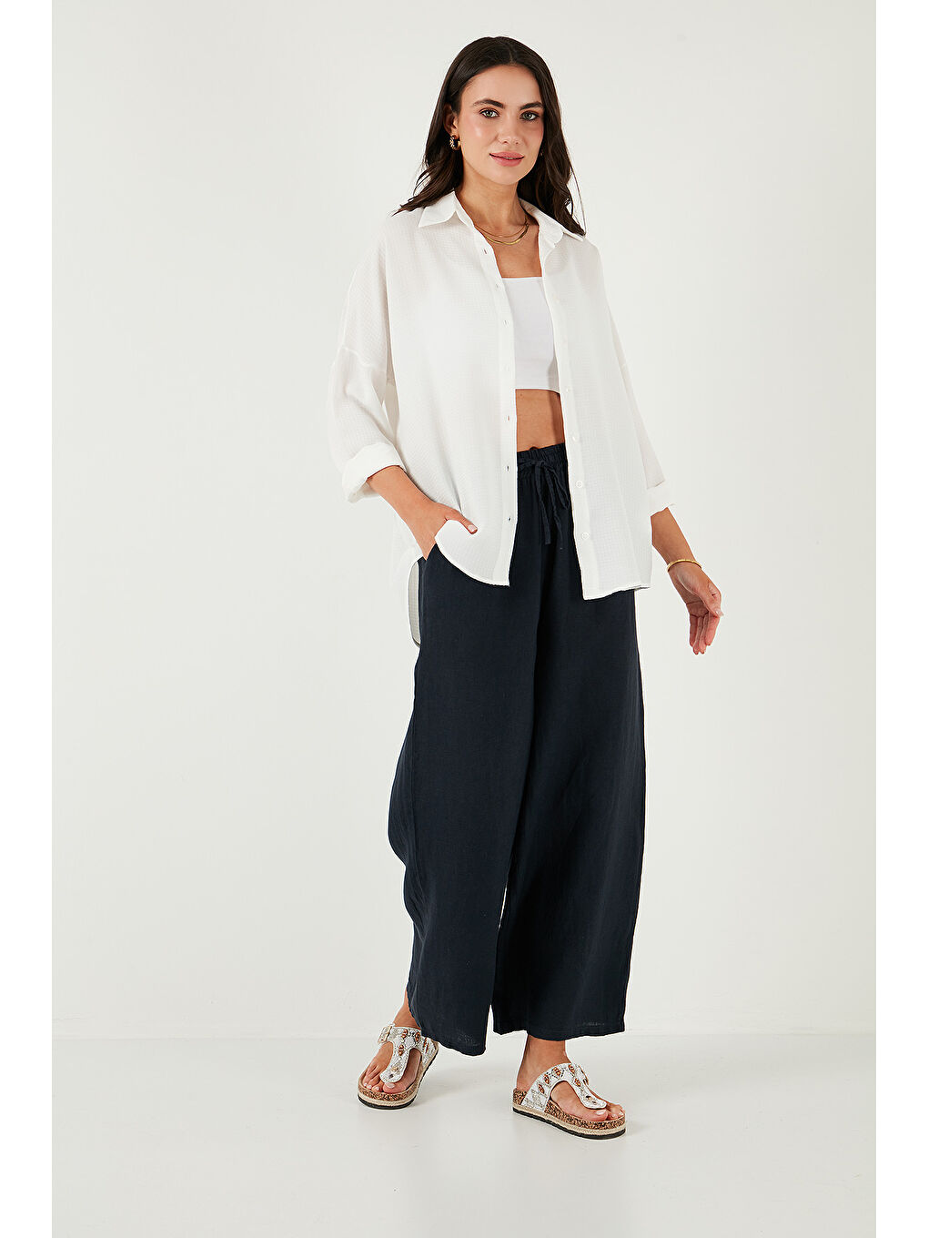 Ekru Pamuk Karışımlı Regular Fit Dokulu Kadın Gömlek 6772931-3