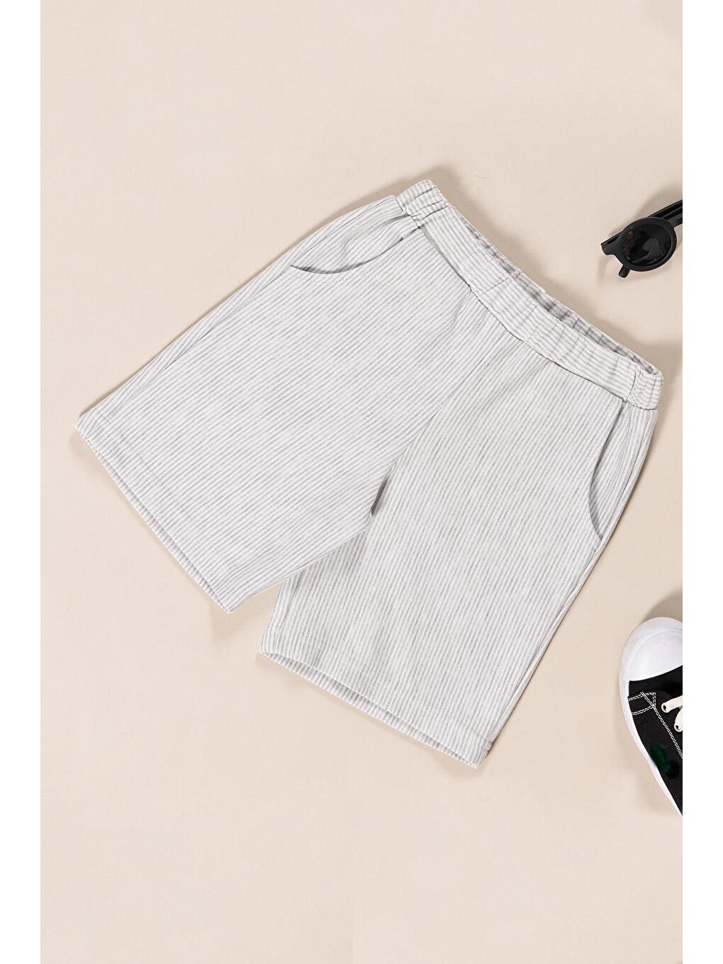 Geniş Etiket Detaylı Erkek Çocuk T-Shirt Şort Takım | Gri-2