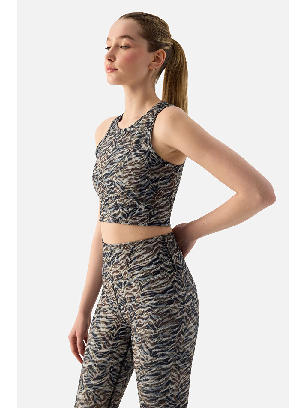 Karışık Vahşi Kaplan Dijital Spor Bra-2