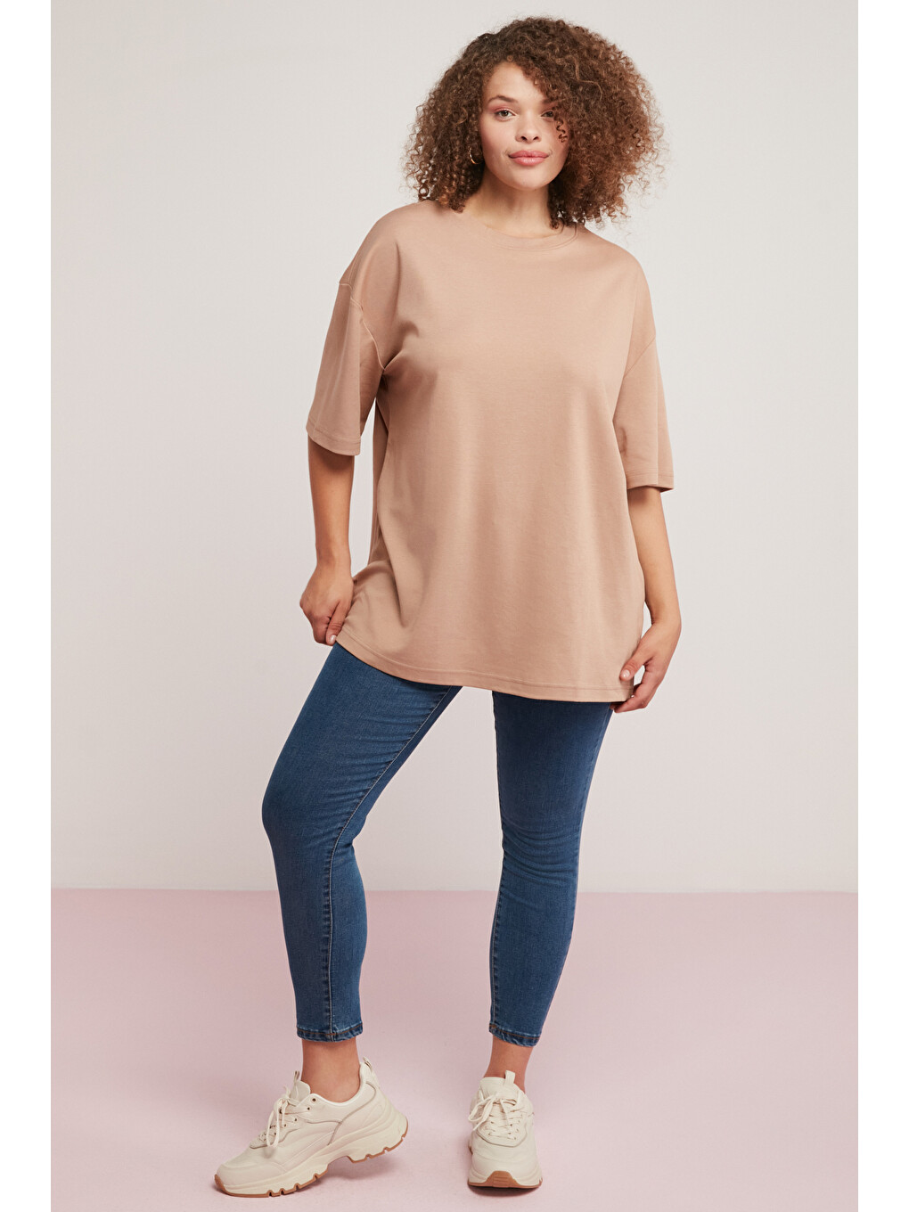Vivian Kadın %100 Organik Pamuklu Oversize Fit Bisiklet Yaka Basic Kahverengi Büyük Beden T-shirt-3