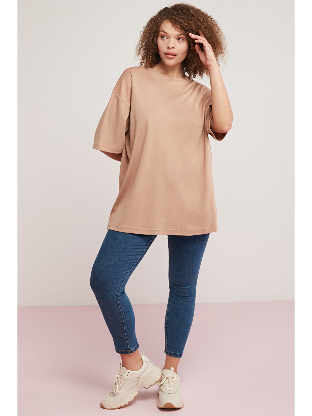 Vivian Kadın %100 Organik Pamuklu Oversize Fit Bisiklet Yaka Basic Kahverengi Büyük Beden T-shirt-4