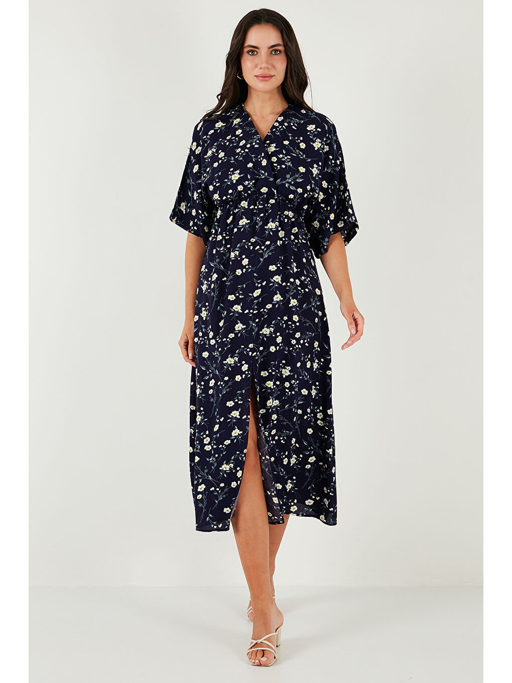 Lacivert Regular Fit V Yaka Desenli Midi Boy Kadın Elbise 67810573