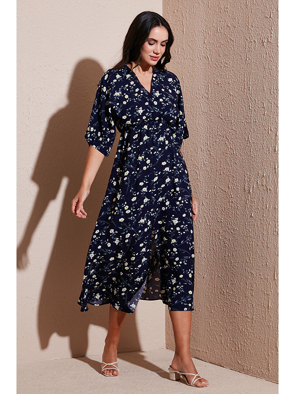 Lacivert Regular Fit V Yaka Desenli Midi Boy Kadın Elbise 67810573-2