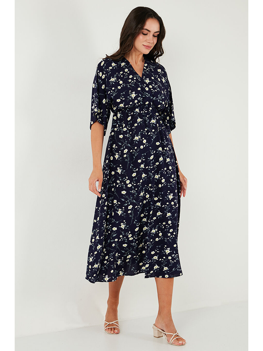 Lacivert Regular Fit V Yaka Desenli Midi Boy Kadın Elbise 67810573-5