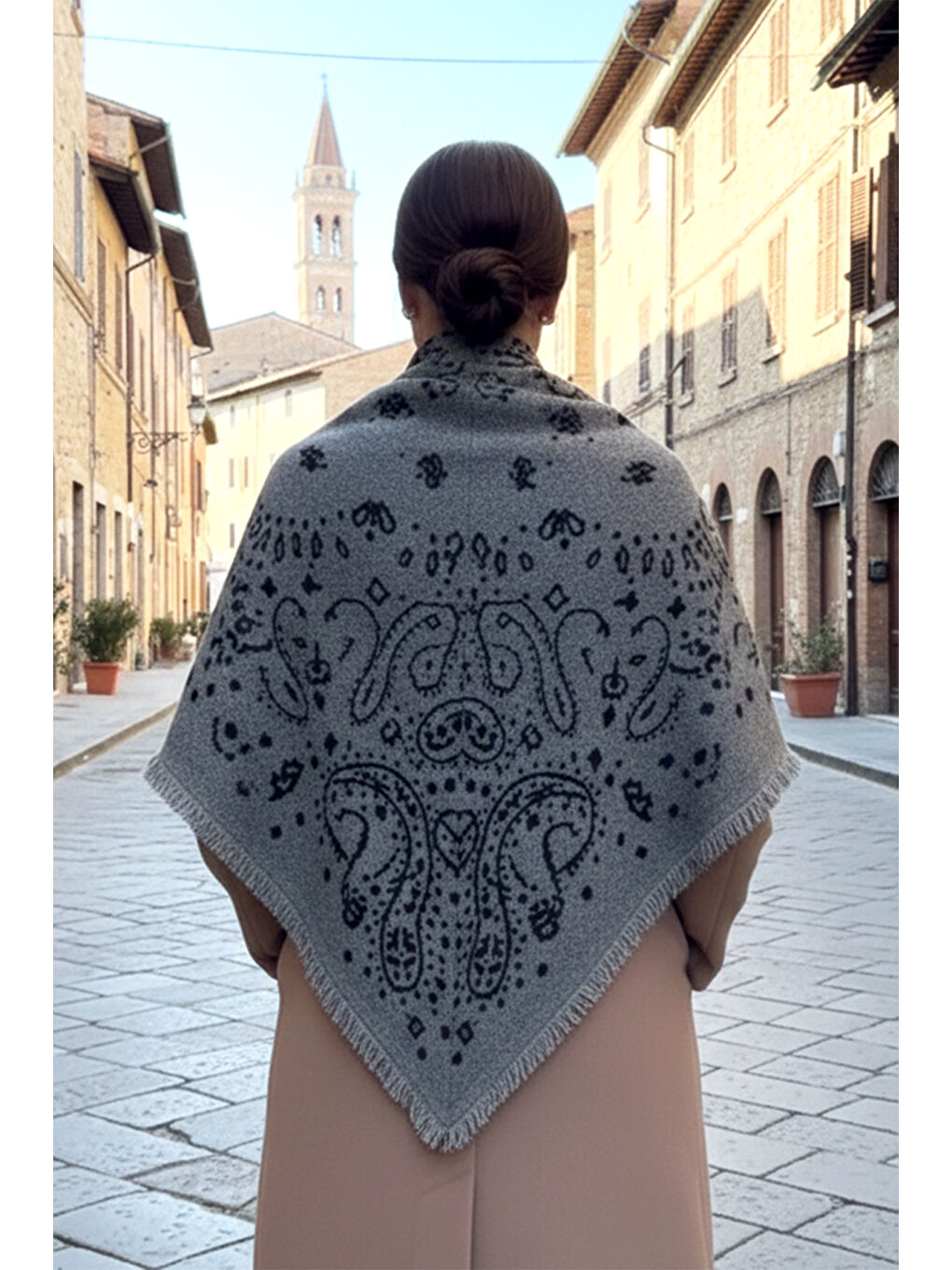 Kaşmir Örgü Desenli Kare Omuz Şalı 108x108 cm 1300 Antrasit-3