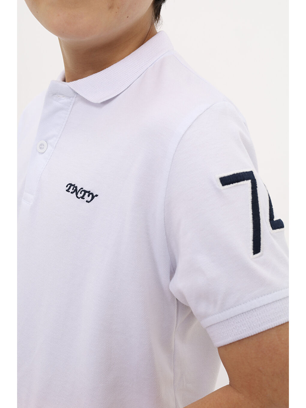 Beyaz Erkek Çocuk Nakışlı Tişört-4