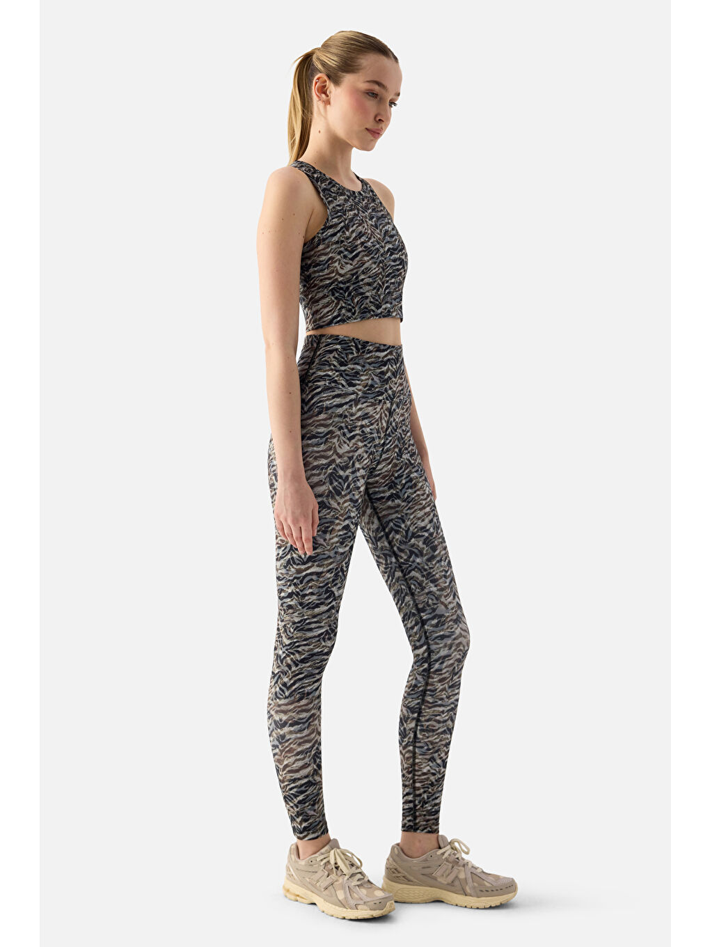 Karışık Vahşi Kaplan Dijital Spor Tayt-2