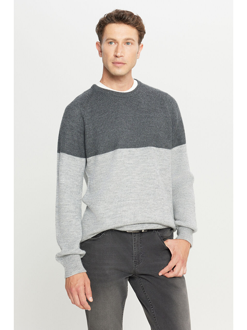 Erkek Antrasit-Melanj Standart Fit Normal Kesim Bisiklet Yaka Jakarlı Triko Kazak-2