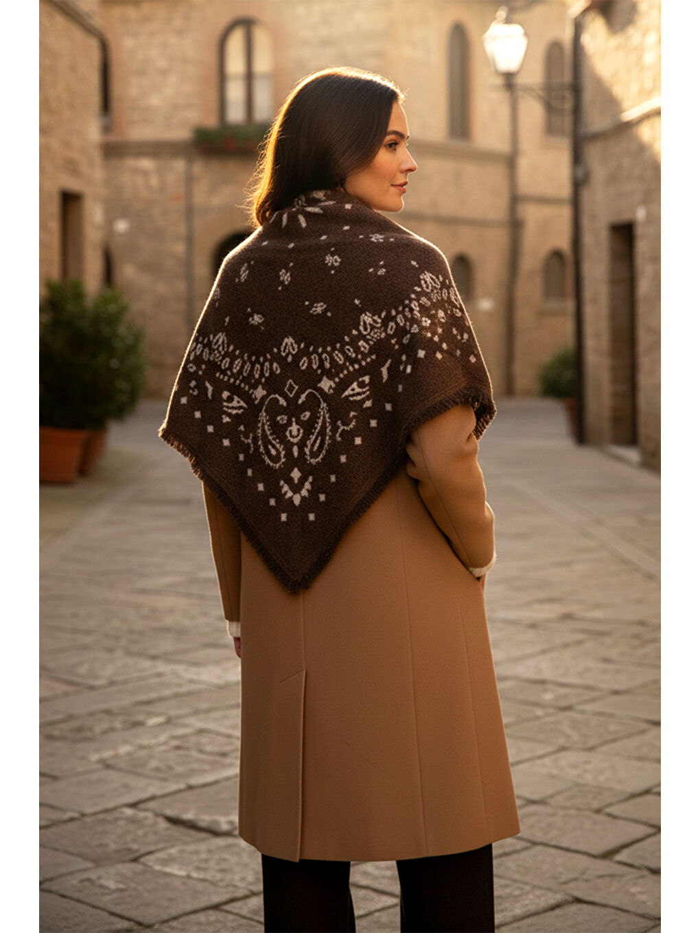 Kaşmir Örgü Desenli Kare Omuz Şalı 108x108 cm 1300 Kahverengi-1