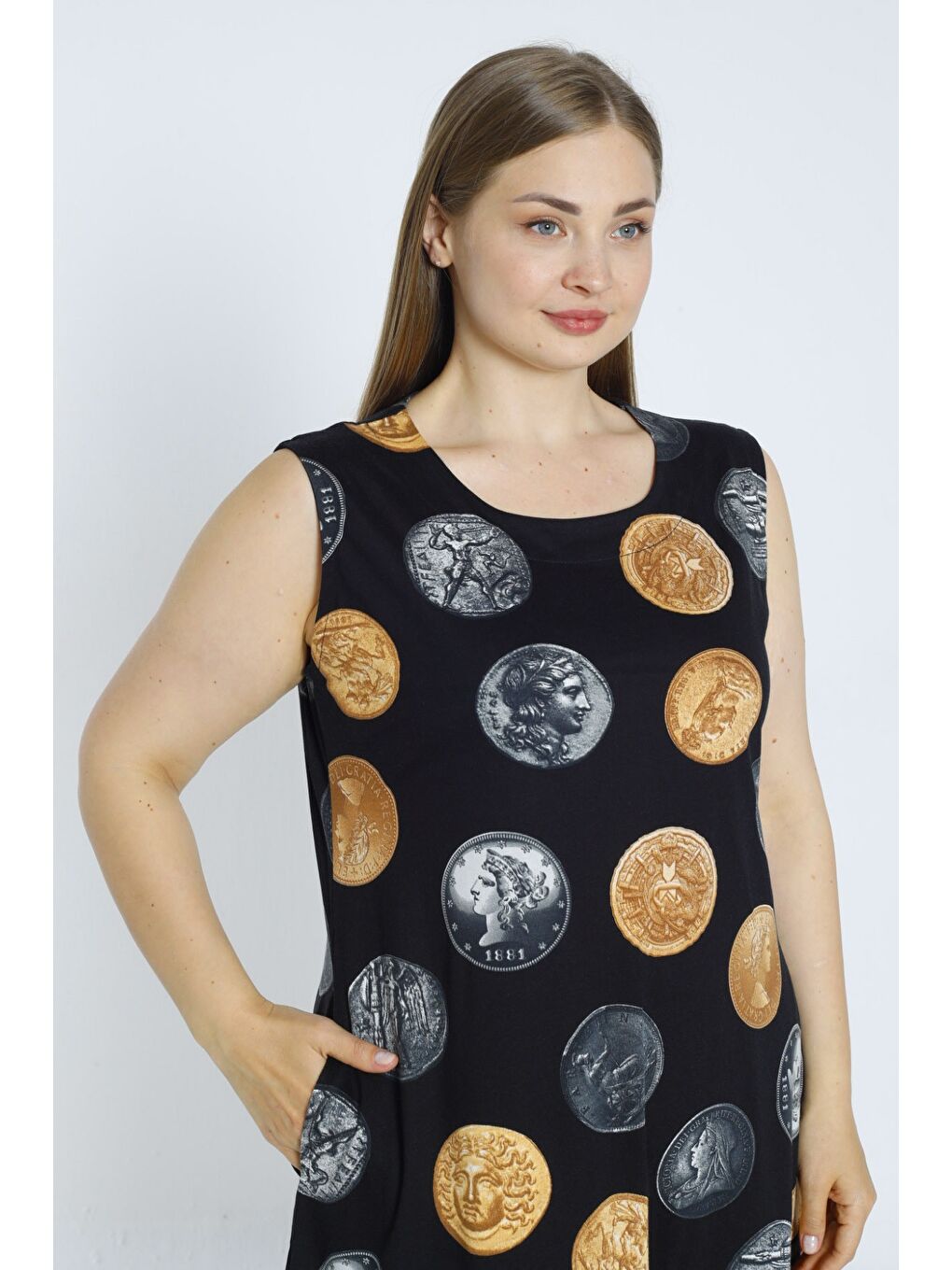 Siyah Para Desenli Askılı Cepli Pamuklu Elbise-1