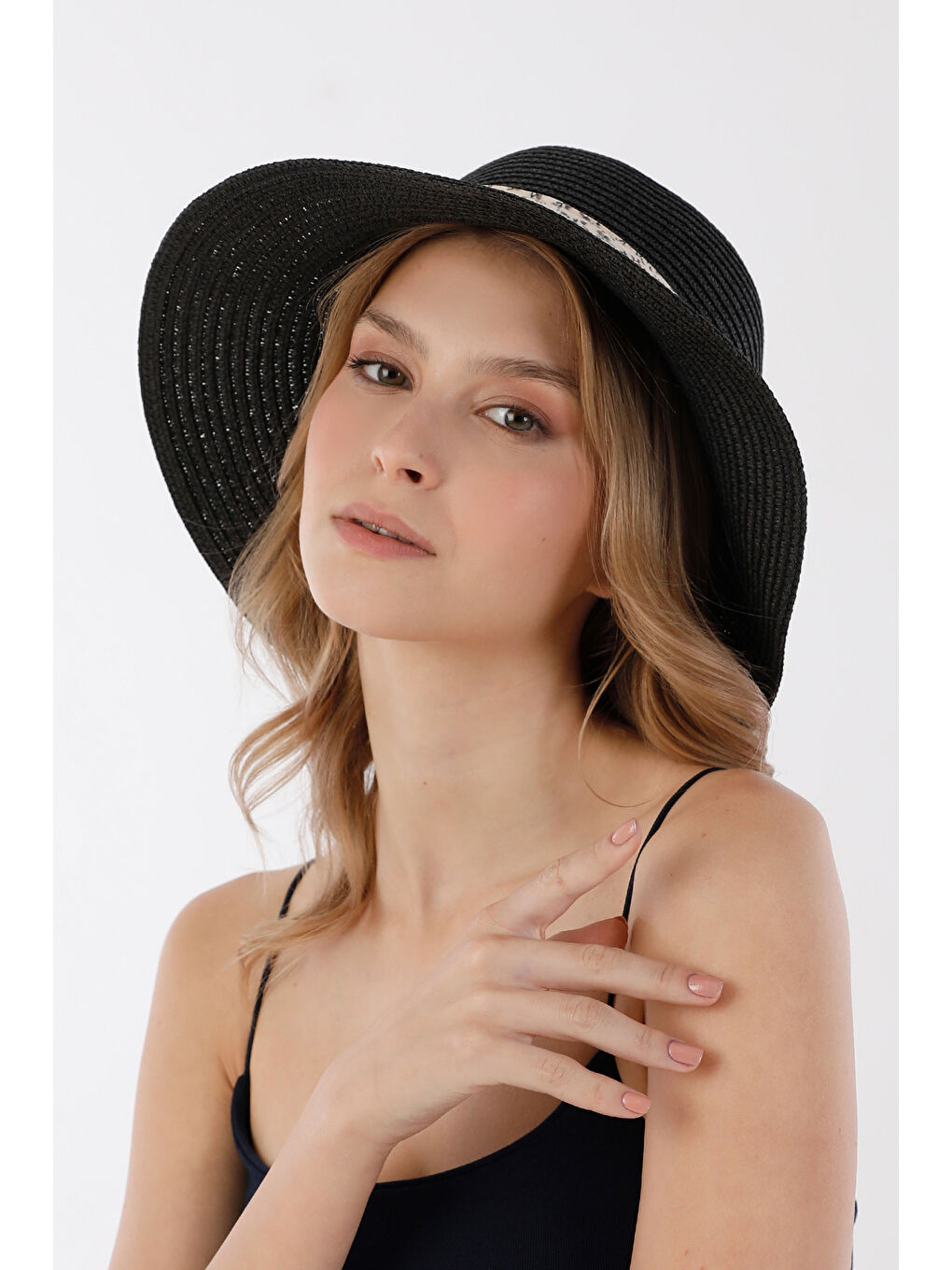 Siyah Kurdeleli Hasır Şapka-1