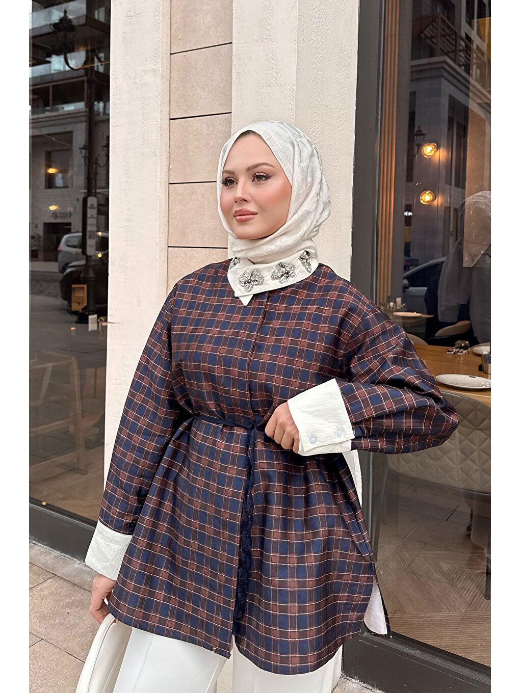 Kadın Gizli Düğmeli Bel Bağlamalı Gömlek Lacivert-2