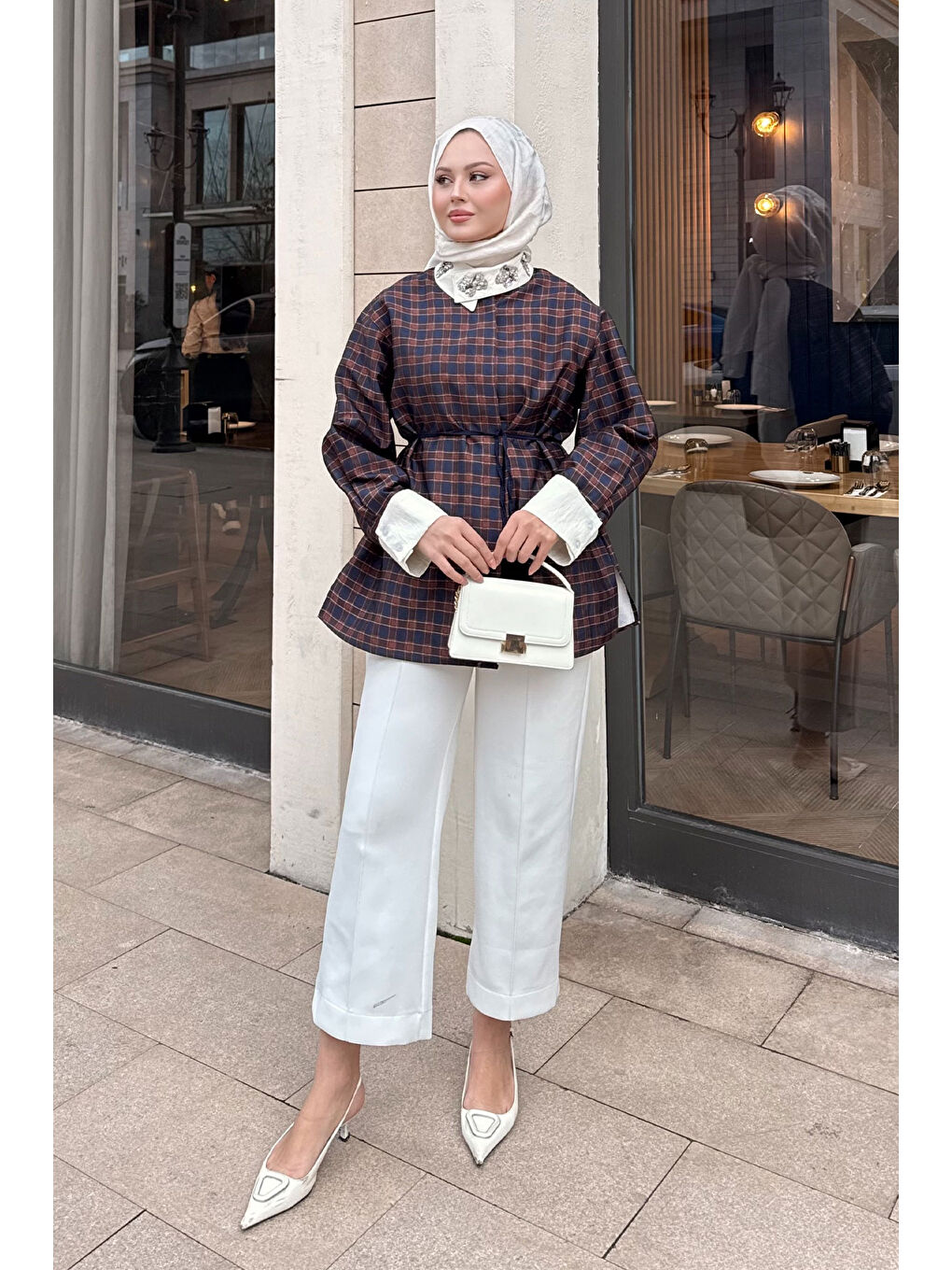 Kadın Gizli Düğmeli Bel Bağlamalı Gömlek Lacivert-3