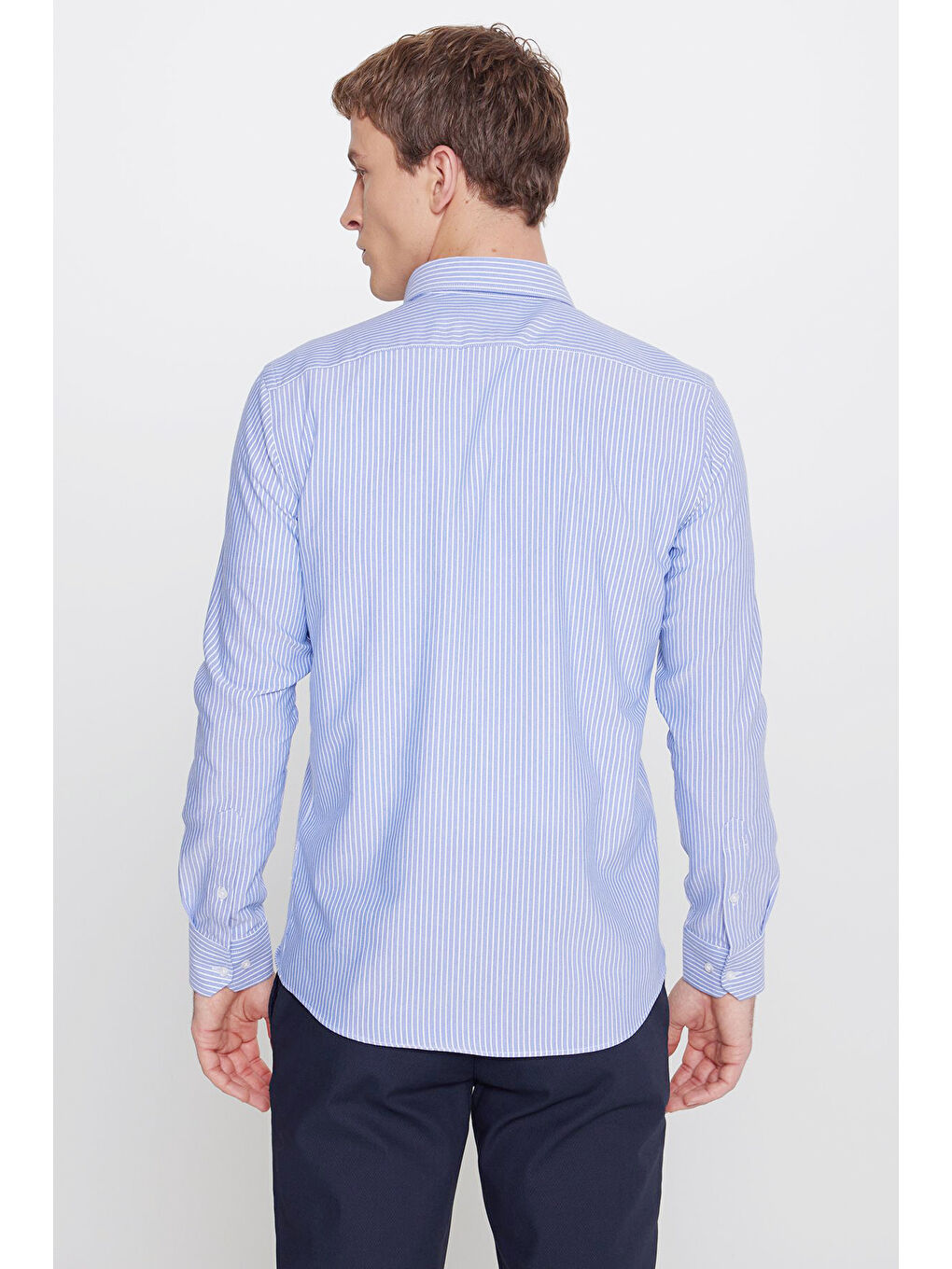 Erkek Mavi-Beyaz Pamuklu Slim Fit Dar Kesim İtalyan Yaka Oxford Gömlek-4