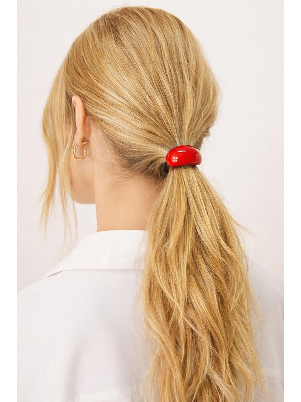 Kırmızı Akrilik Lastikli At Kuyruğu Tokası