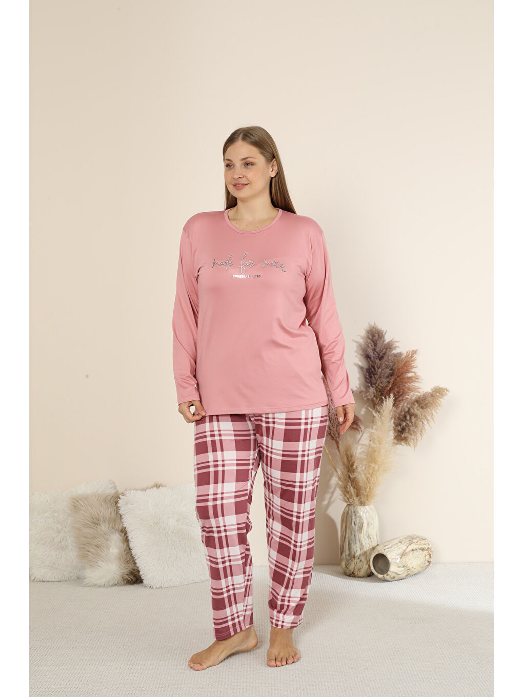 Pembe Sandy Soft Termal Kumaş Büyük Beden Kışlık Kadın Pijama Takımı 8050-1