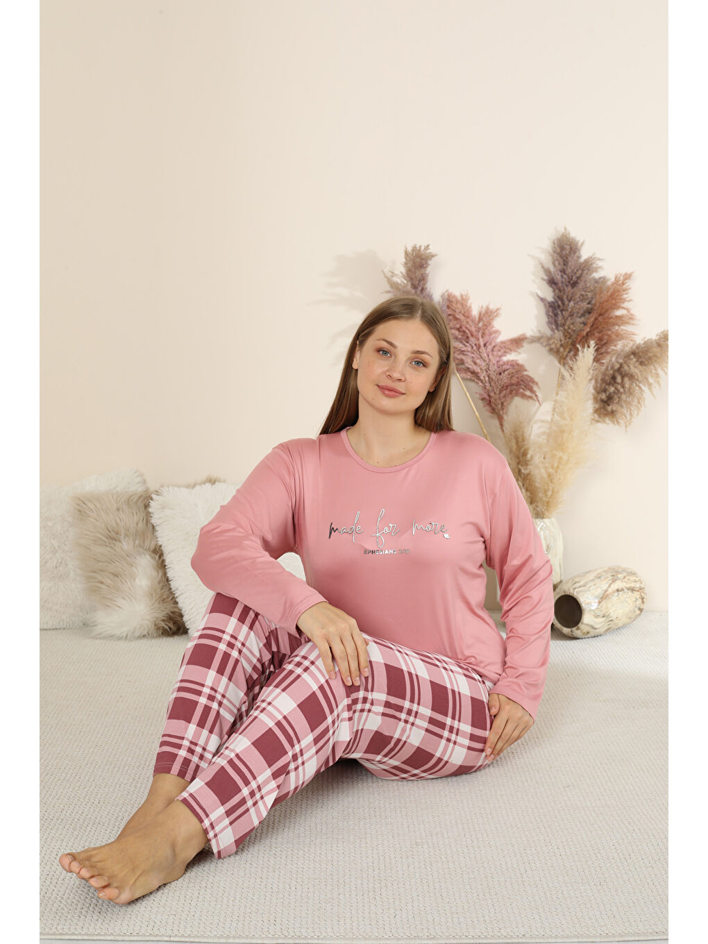 Pembe Sandy Soft Termal Kumaş Büyük Beden Kışlık Kadın Pijama Takımı 8050-3