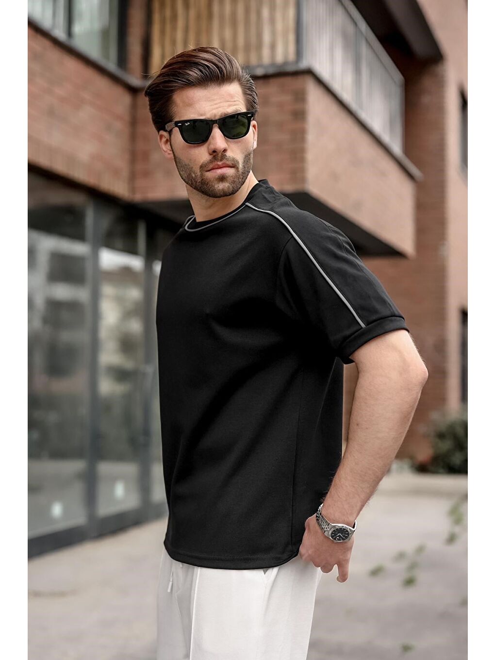 Siyah Modern Kesim Erkek Tişört E7182-1