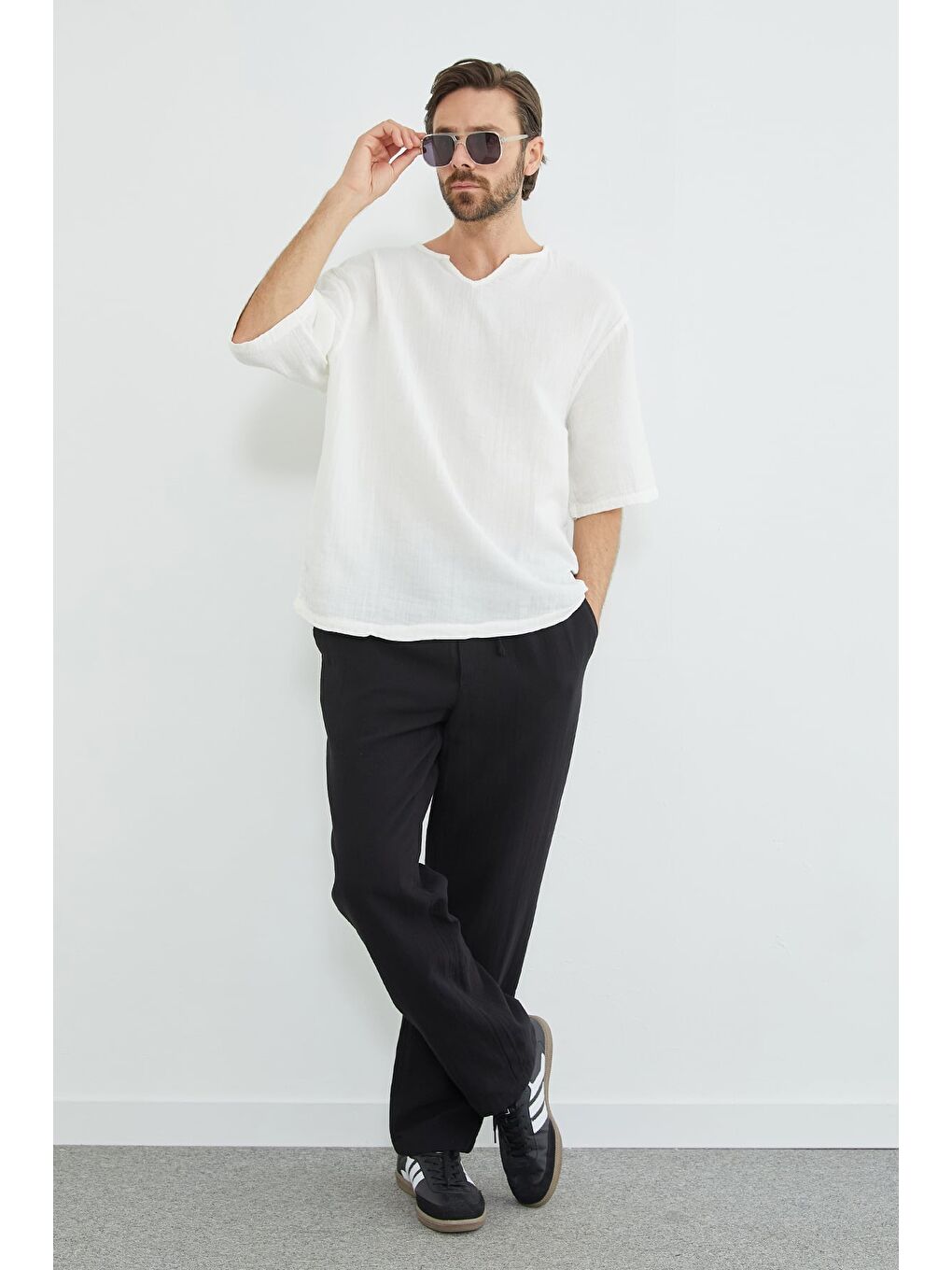 Siyah Beli Bağcıklı Müslin Kumaş Pantolon