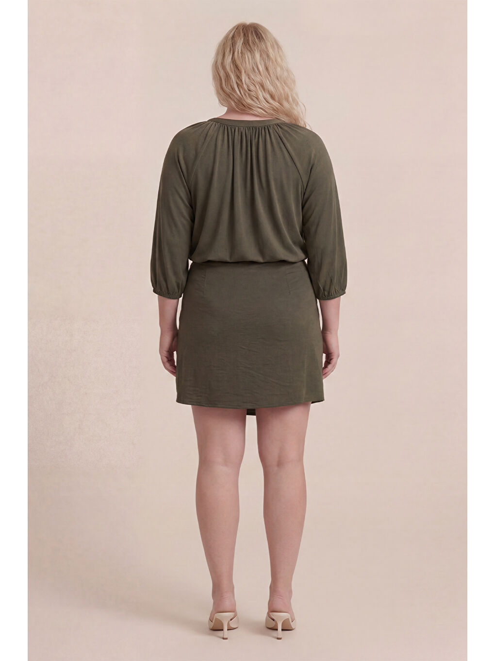 Haki V Yaka Büzgü Detaylı Örme Bluz-4