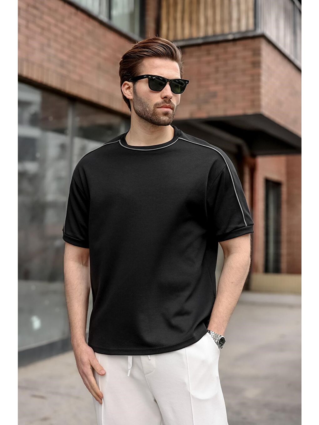 Siyah Modern Kesim Erkek Tişört E7182-4