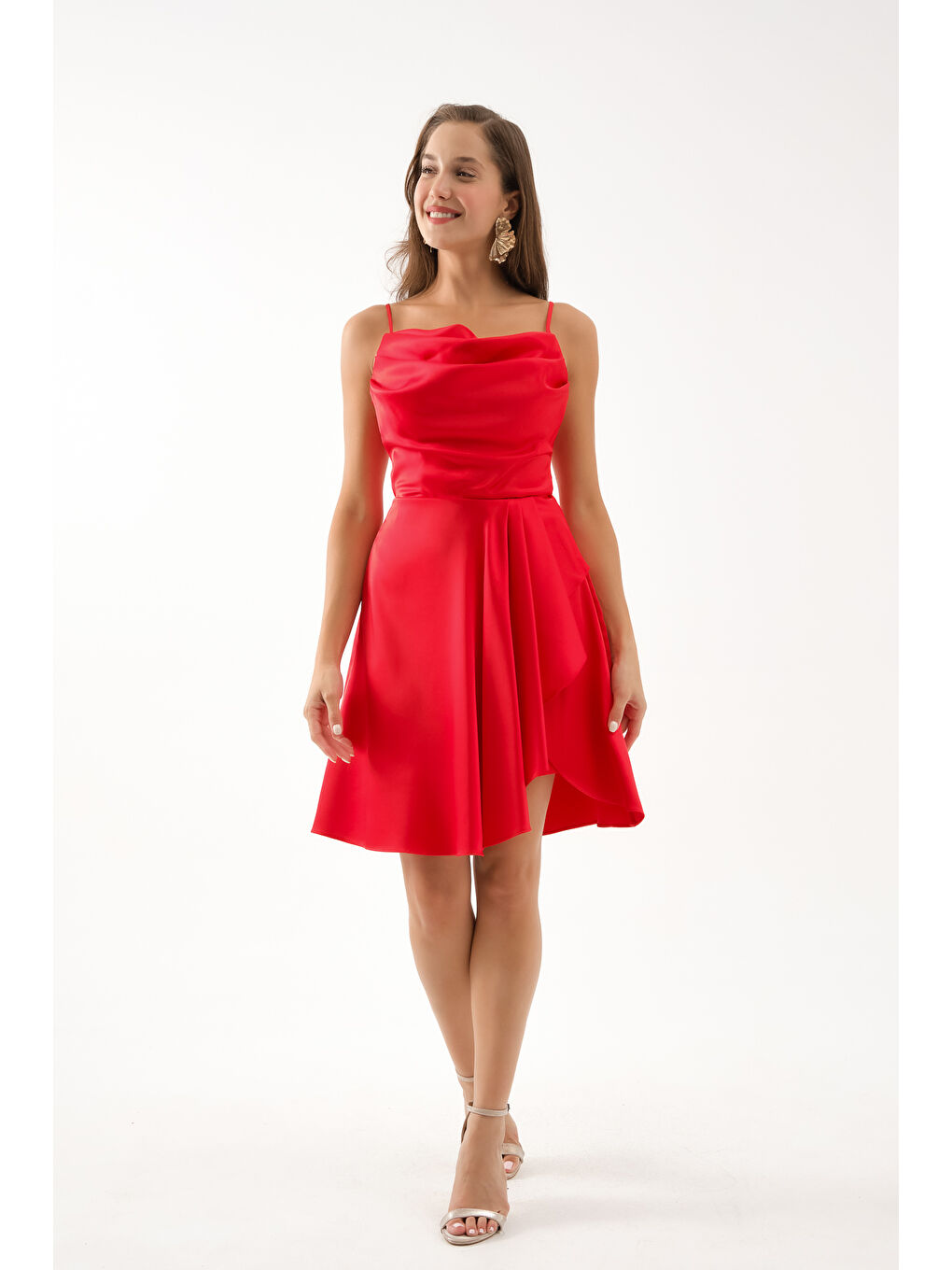 Kadın Kırmızı Volanlı Yırtmaçlı Kısa Saten Abiye & Mezuniyet Elbisesi-1
