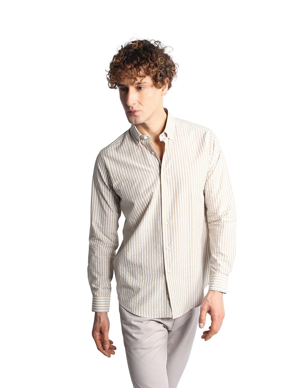 Bej Dynamic Fit Düğmeli Yaka Çizgili Uzun Kollu Cepsiz %100 Pamuk Gömlek-1