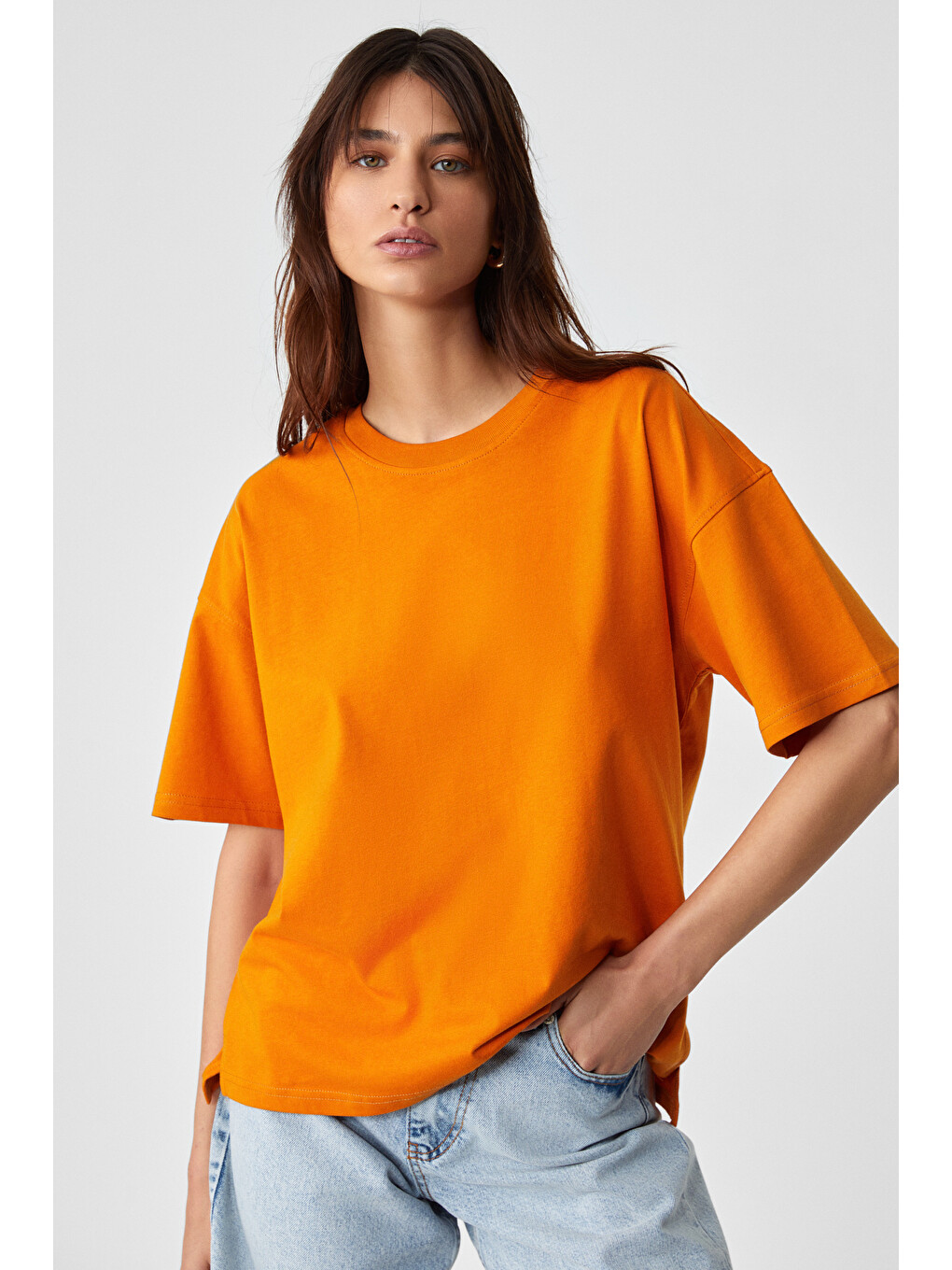 Turuncu Jemmy Kadın %100 Organik Pamuk Relaxed Fit Yırtmaçlı Yuvarlak Yakalı TURUNCU T-Shirt-2